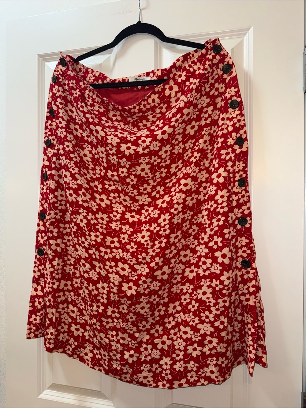 Madewell Red and Cream Floral Button-Detail Midi Skirt - Picture 1 of 3